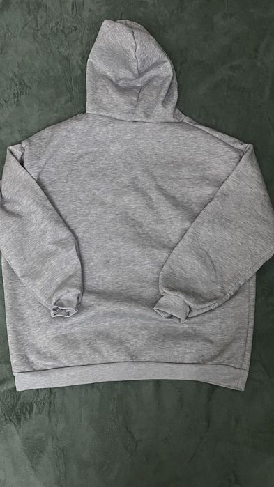 Серое лёгкое худи с капюшоном
