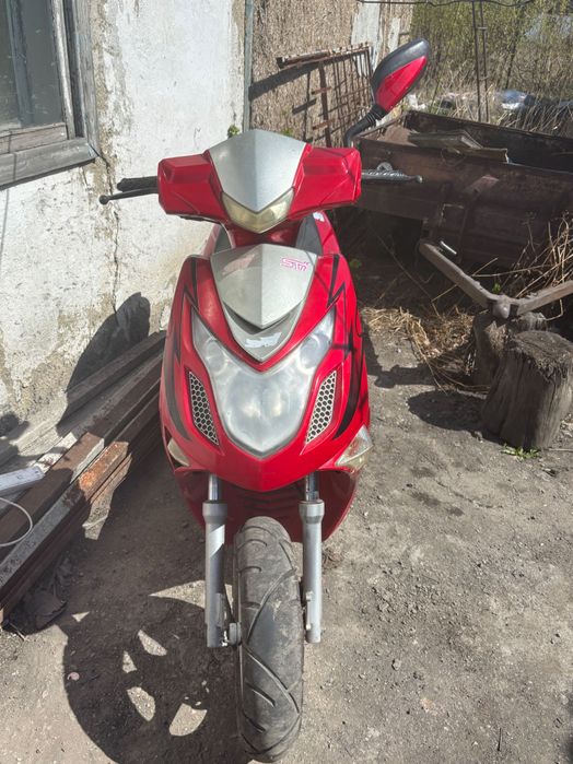 Скутер 50 кубовый