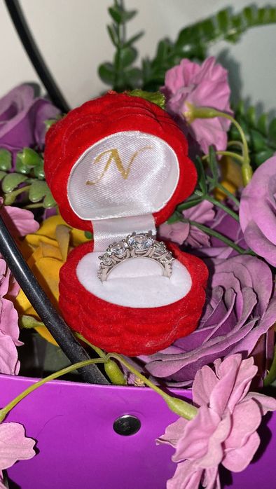 Серебряное кольцо