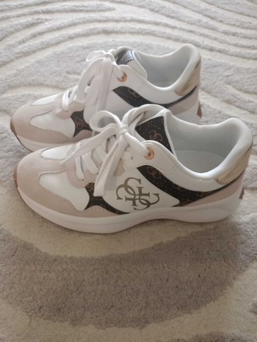 Маратонки Guess,39н