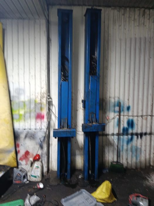 Подьемник для сто