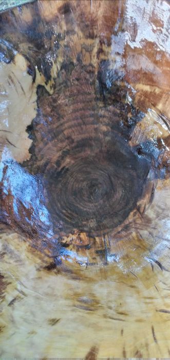 Chiuveta din lemn de nuc