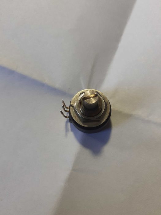 Potentiometru 10 kohm