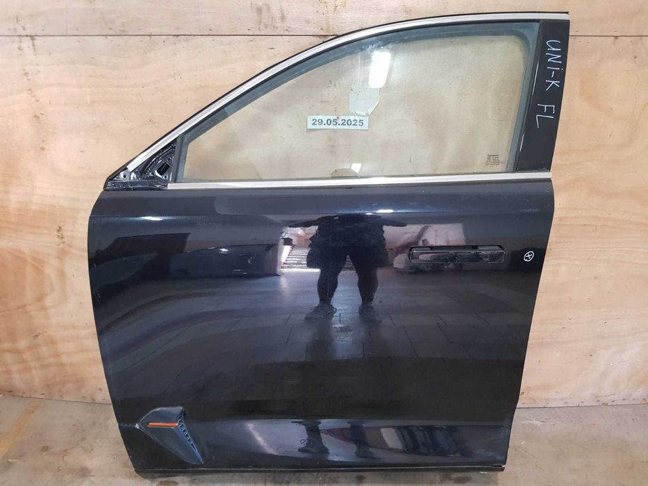 Дверь передняя задняя Changan