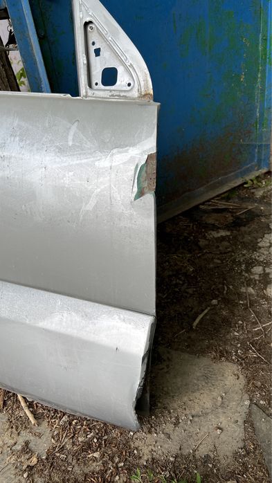 Дверь правая передняя Прадо 120