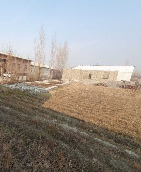 Ер участка сотилади