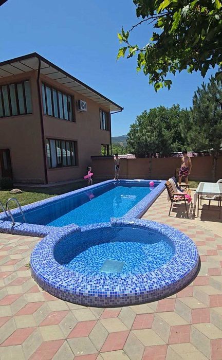 Продажа дачи у водохранилища Чарвак в поселке Юсуфхана 6 соток