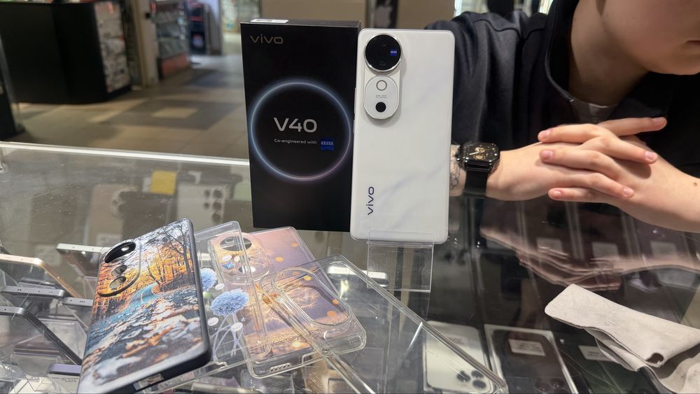 Vivo V40   Флагман 5G 12/256гб