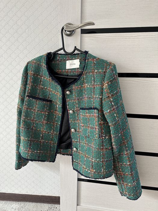 продам женскую одежду