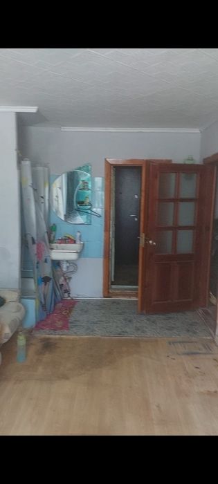 Продам комнату 1 ком. Квартиру