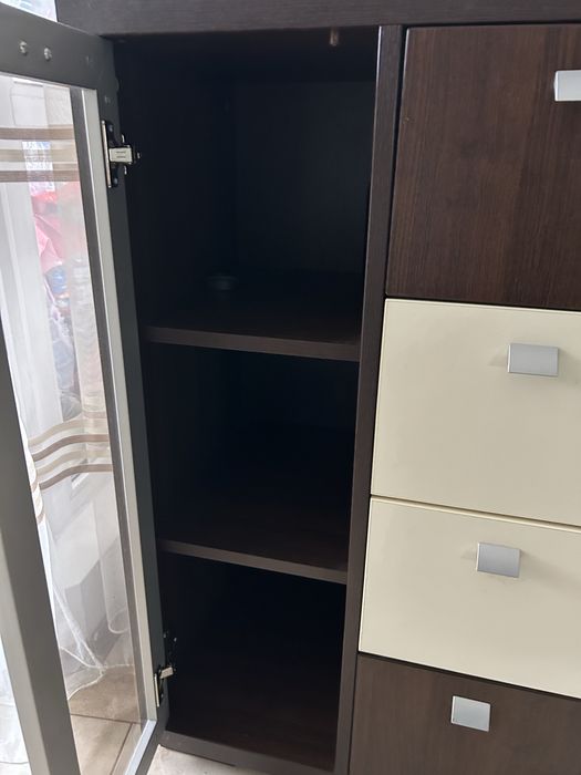 Многофункционален шкаф/скрин