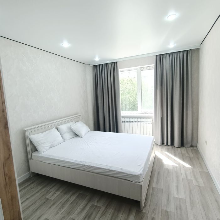 Сдам посуточно 2 кв в 11 микр