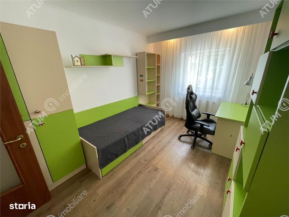 Apartament 3 camere decomandate 2 balcoane in zona centrala Sibiu