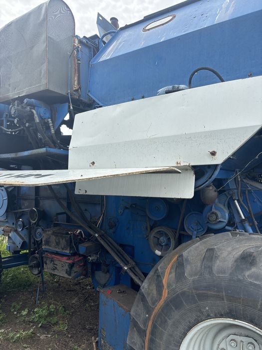 Комбайн Енисей.