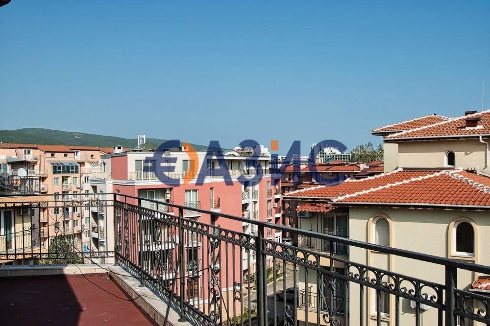 Двустаен апартамент в комплекс Амадеус 19 в Слънчев Бряг, България, 98