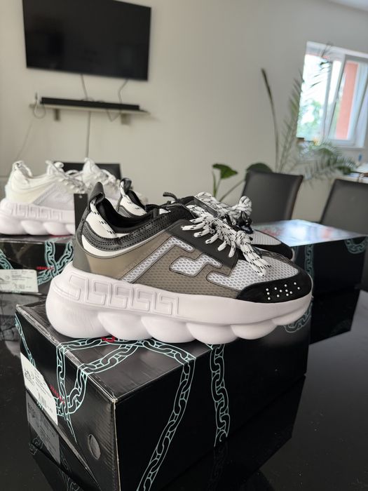 Versace Chain Reaction