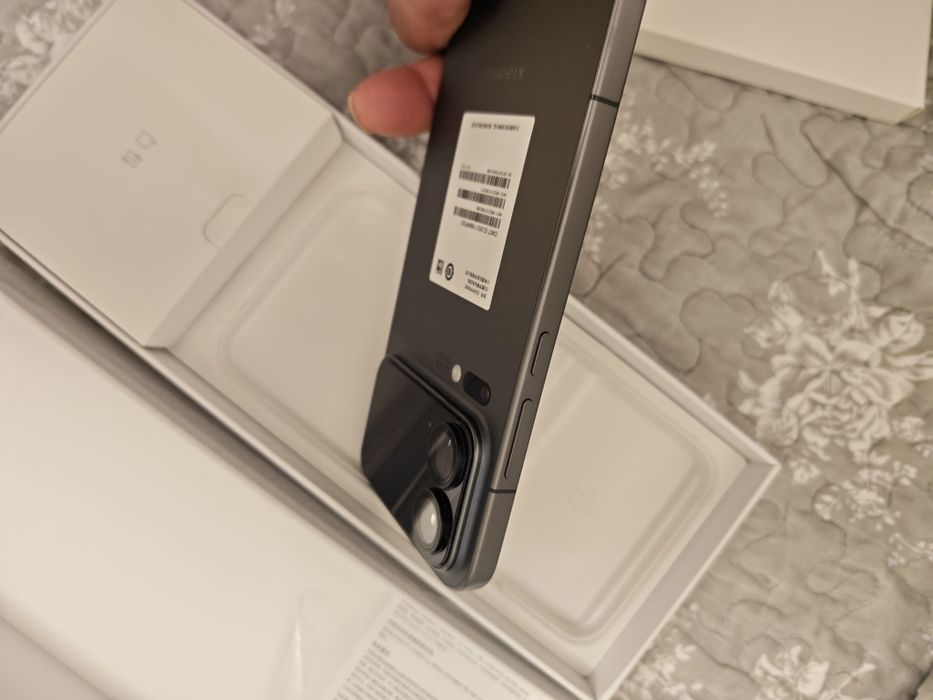 Чисто нов Xiaomi 17 Pro Max   16ram/1TB черна перла невероятен