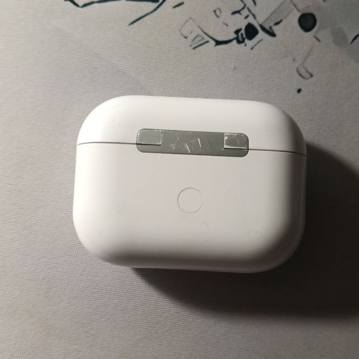 Продам AirPods Pro