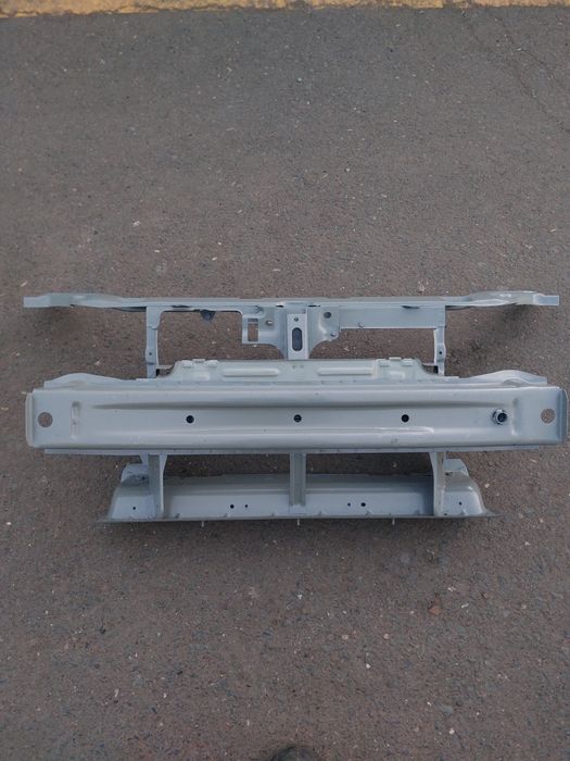 Рамка радиатора приора