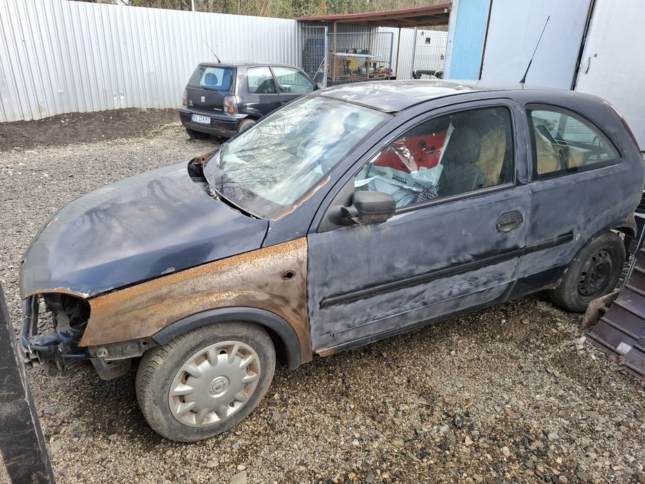 Vand Opel Corsa 1.2 benzina