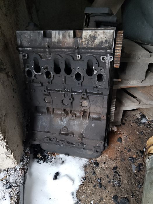 Продам двигатель