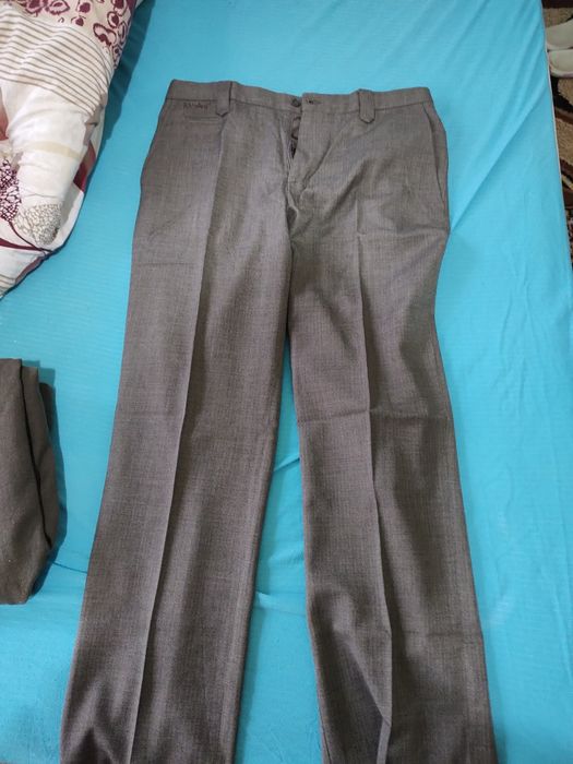 Lot pantaloni stofa