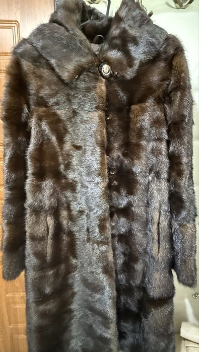 Продам норковую шубу