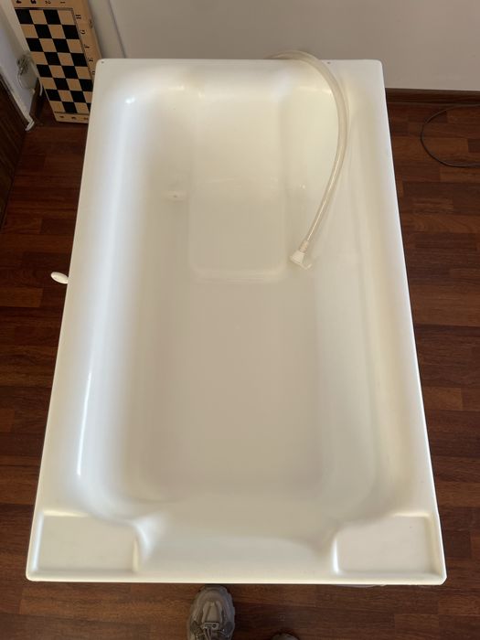 Cadru cu cadita si masa de schimbat/infasat