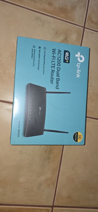 Tp link AC 1200 MR 500 sigilat urgent okazie