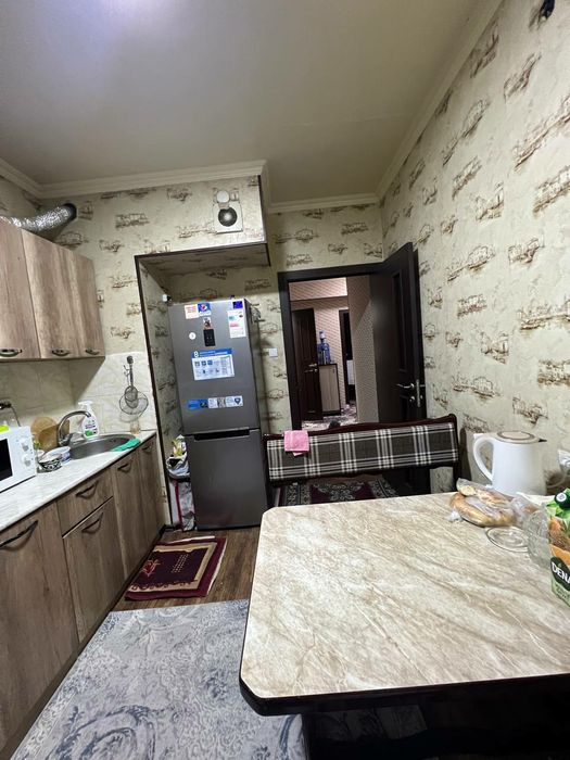 3 xona SERGELI SPUTNIK  1 etaj tortsevoy uy sotiladi