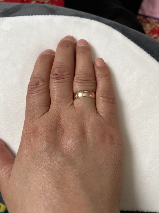 Обручальное кольцо