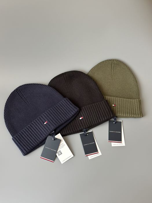 Шапки Tommy Hilfiger