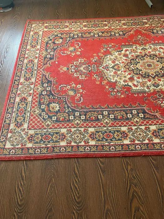 Продам ковер в хорошем состоянии б/у