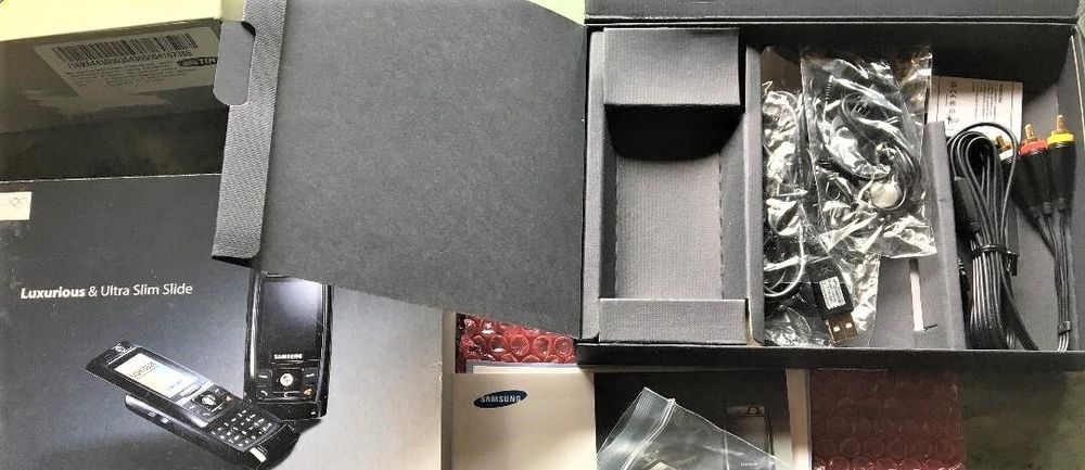 Samsung SGH D820 . Каробка в комплект. Состояние как новый