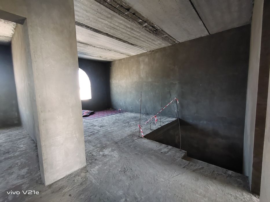 Ташкент ш. Яшнаобод туман. Гузал махала. 6 тор куча. Коробки холатида.