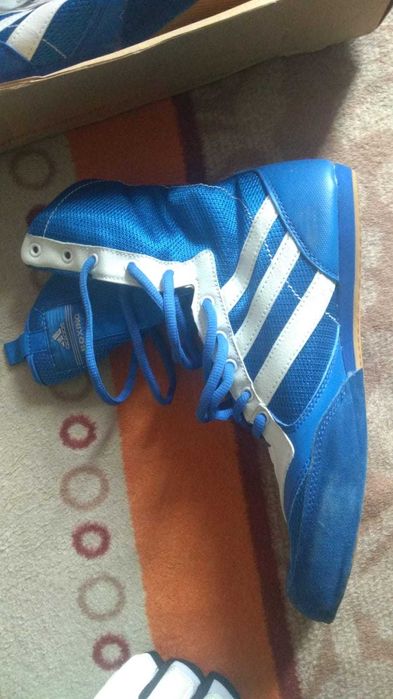 Продам  боксерки  Adidas  производство  Корея