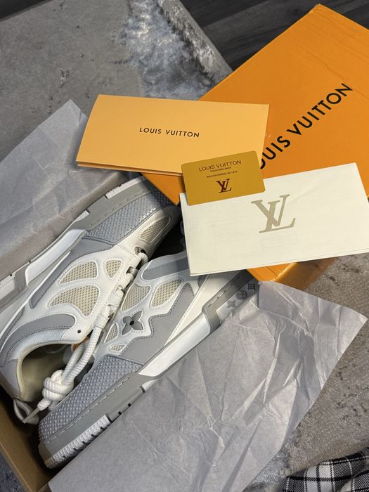 Vând Louis Vuitton lv skate