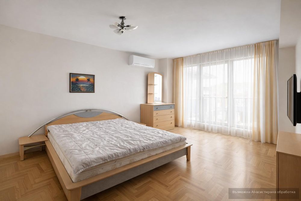 Дава се под наем Тристаен апартамент в Пловдив, Кършияка - 110 кв.м за 598.23 € - Снимка #2