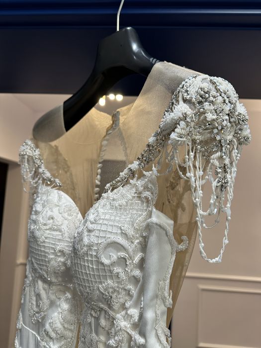 Rochie mireasa La Mode Toujours NU rhea costa + trena si voal