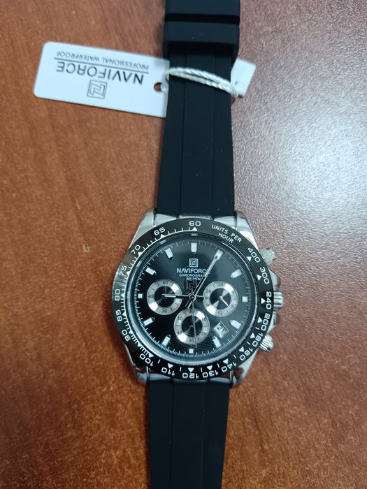 Продам часы Naviforce. Новые.