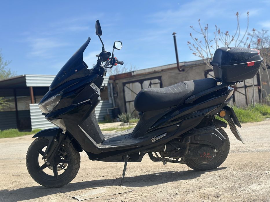 Макси лия 11000км