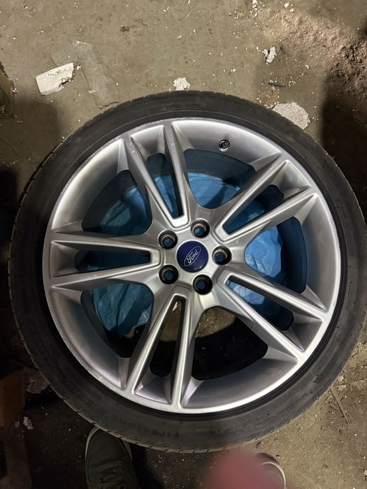 Jante Ford cu senzori de presiune 5x108 R19 + 2 anvelope 235/40/R19