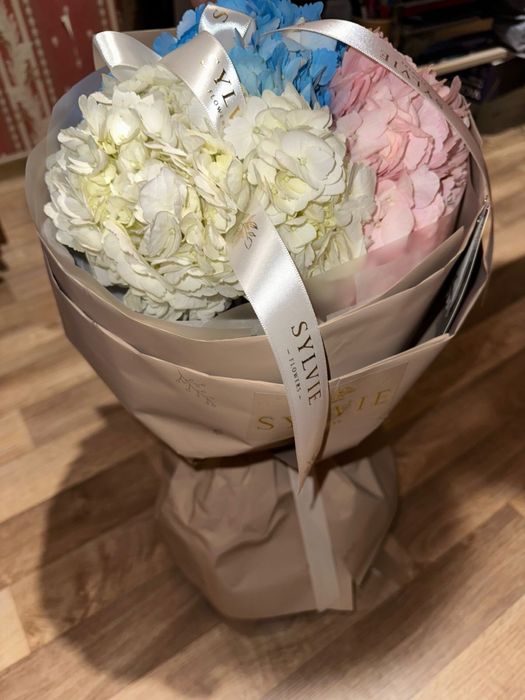 Продается 2 букета!