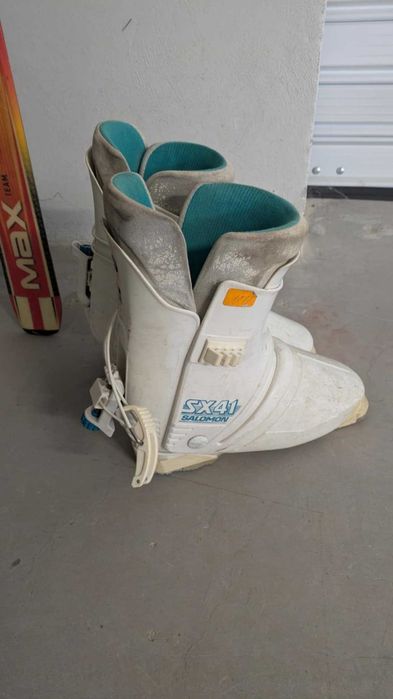 Ски + обувки Salomon идеални за начинаещ