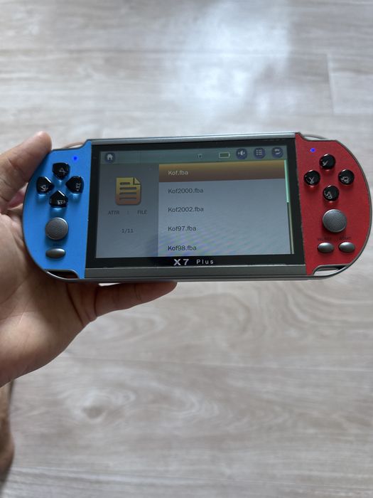Игровая кансоль приставка x7 plus
