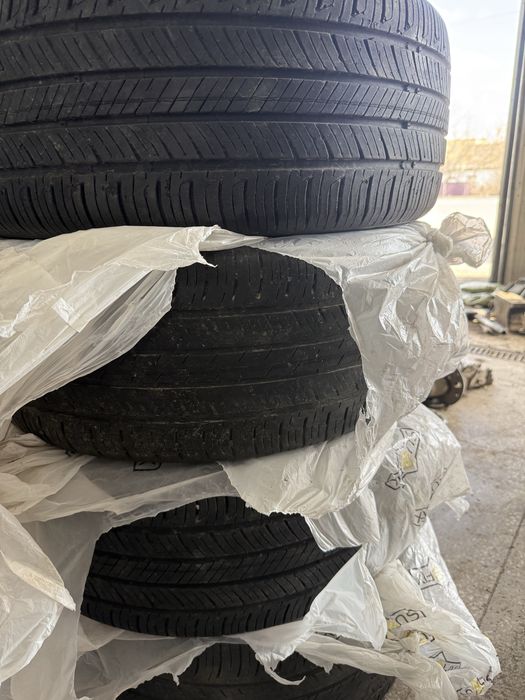 Шины 235/45/18 саната