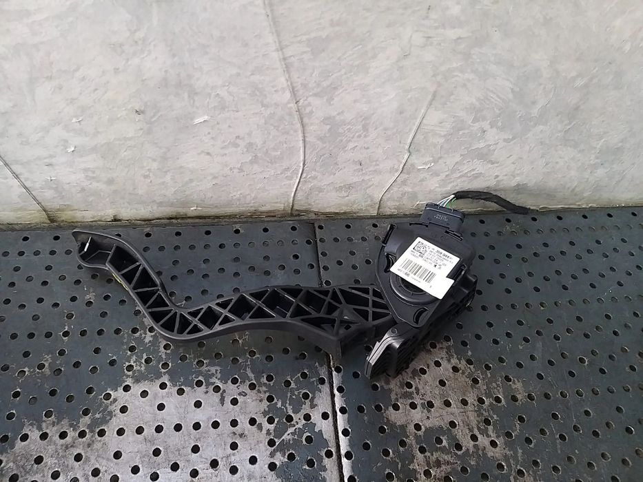 Pedala acceleratie 1.2 b citroen c3 3 sx 9835904480 6pv00994951