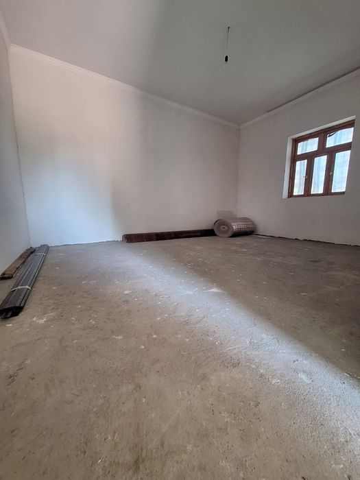 Продам дом, яхши жойда жойлашган