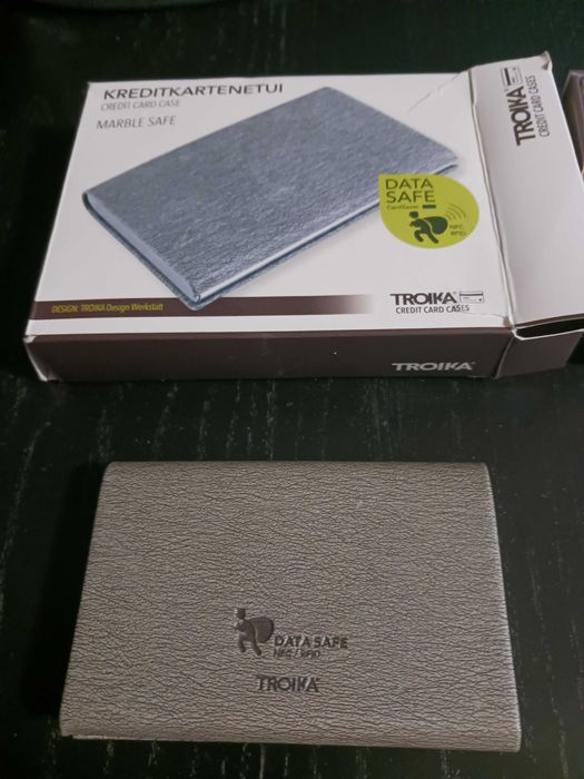 Card holder Troika