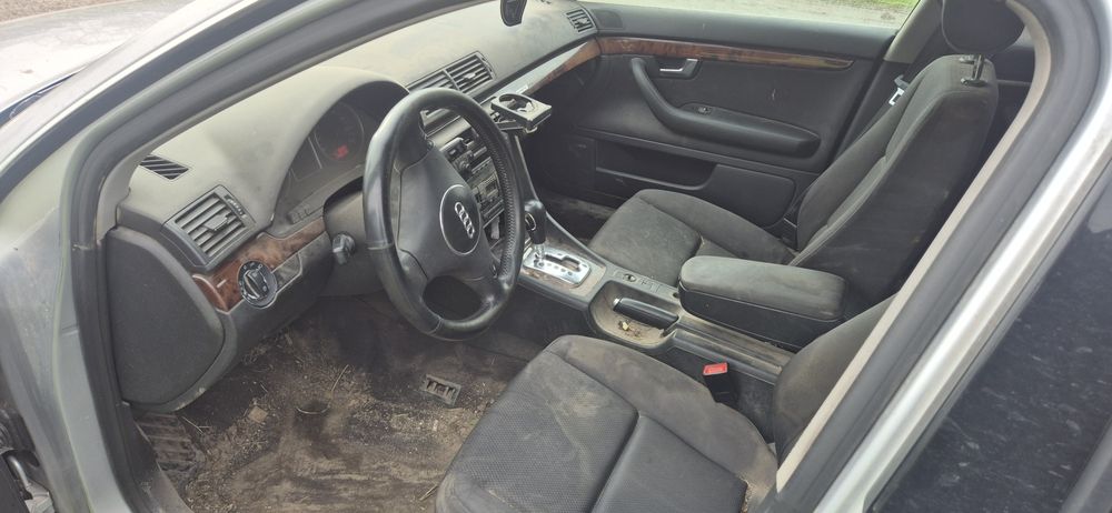 Ауди А4 2.5ТДИ куатро на части 180коня